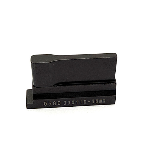 580 GÖZLÜ İLİK DİKİŞ KUMAŞ BIÇAK 30MM