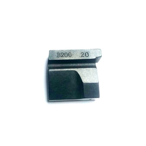 REECE GÖZLÜ İLİK BALTA 20MM 3200