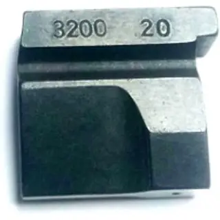 REECE GÖZLÜ İLİK BALTA 20MM 3200