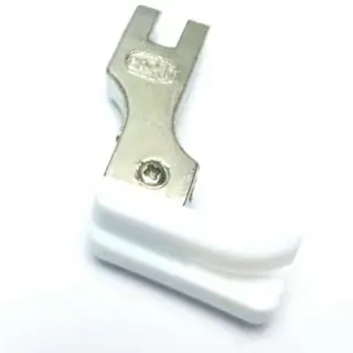 DÜZ MAKİNE PLASTİK ÇIMALI AYAK 0.8MM